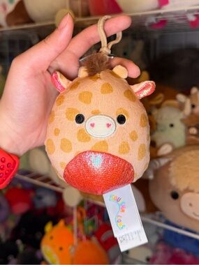 Squishmallows Squishmallow Valentine’s Zuni the Giraffe 3.5" Stuffed Plush Clip